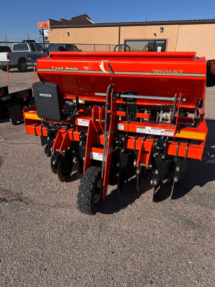 Drill Seeder 3P606NT-0975