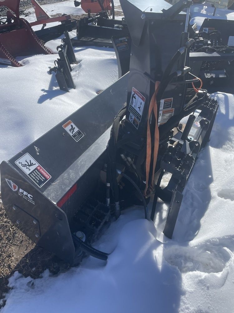 2020 PALADIN 72″ SNOW BLOWER 14-21 GPM